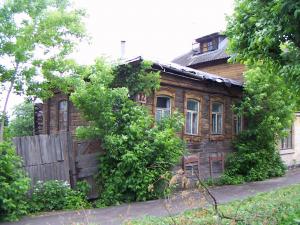  2005.
