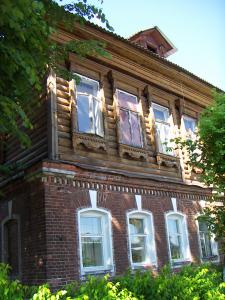  2005.