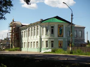  2005.  ,     .
